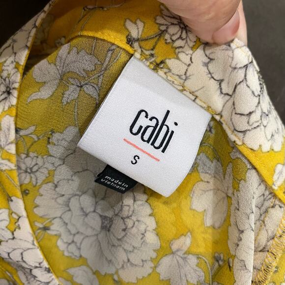 Cabi Amelia Gather Yellow Floral Sheer Blouse Style Size Small - Picture 11 of 14